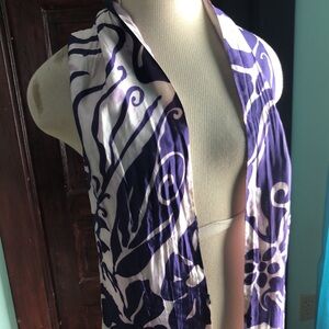 Oblong batik style purple and white tie dye scarf
